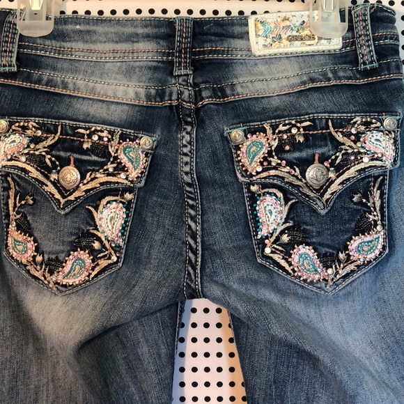 Grace Denim - Grace in LA Paisley Charm Capri Jeans